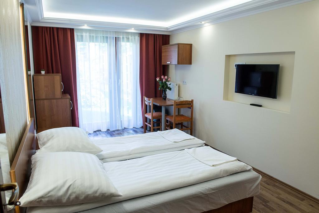 Bl.Apartmanhaz Ii. Сегед Экстерьер фото